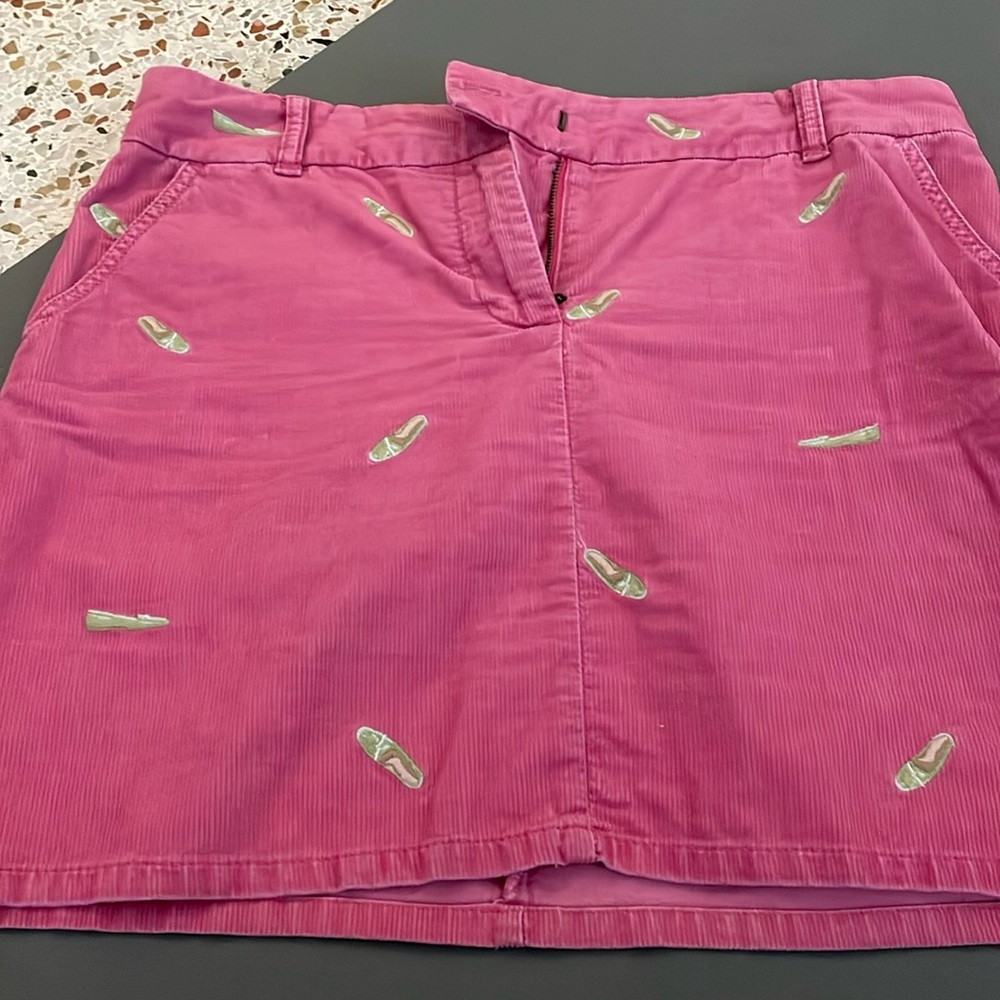 Pink corduroy skirt embroidered loafer print